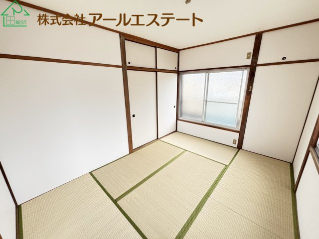 加古郡播磨町北野添１丁目　　　JR「土山駅」徒歩2分の和室
