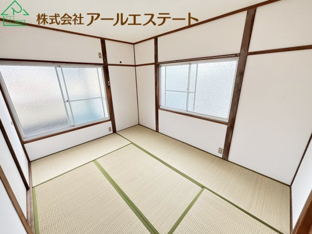 加古郡播磨町北野添１丁目　　　JR「土山駅」徒歩2分の和室