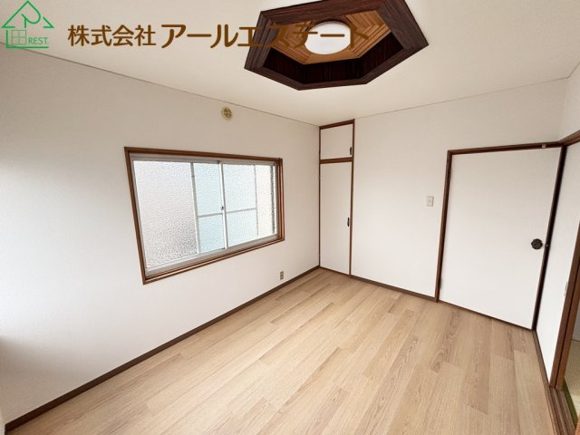 加古郡播磨町北野添１丁目　　　JR「土山駅」徒歩2分の寝室