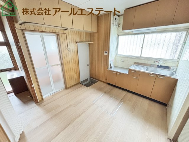 加古郡播磨町北野添１丁目　　　JR「土山駅」徒歩2分の居間・リビング