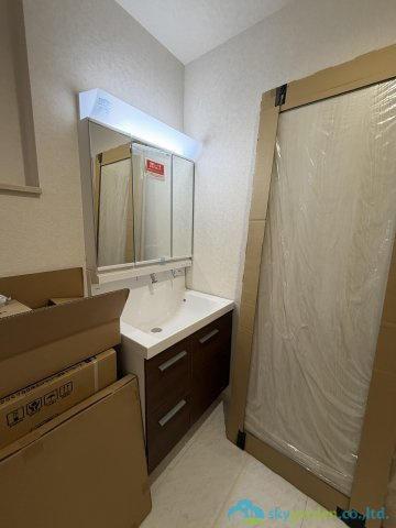 秦野市入船町　新築戸建　全3棟1号棟の独立洗面台