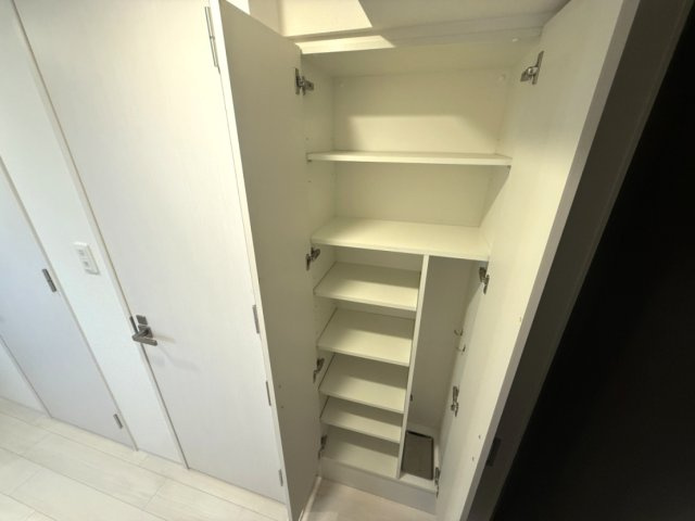 【収納】エスリード新北野グランリンク