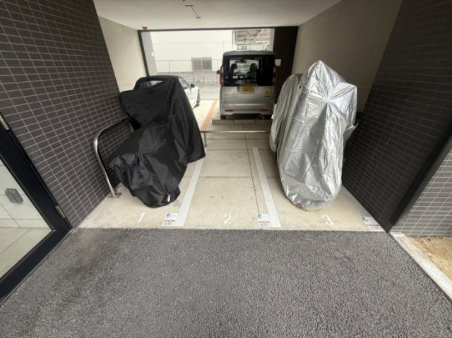 【駐車場】エスリード新北野グランリンク