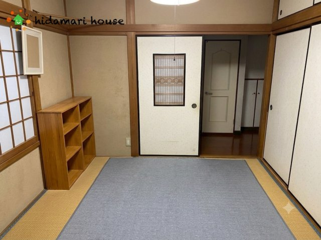 上尾市上尾下　中古戸建の居間・リビング|※こちらの画像はAIで加工した部分があります。