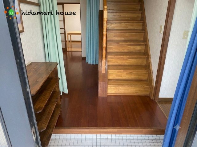 上尾市上尾下　中古戸建の内装|※こちらの画像はAIで加工した部分があります。