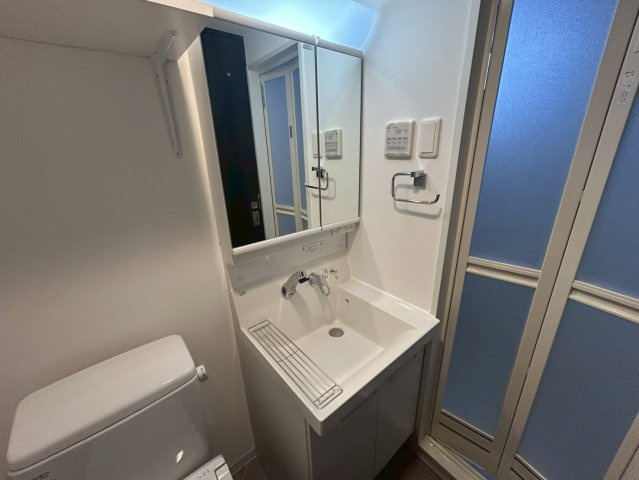 アーデンタワー本町イーストの洗面所