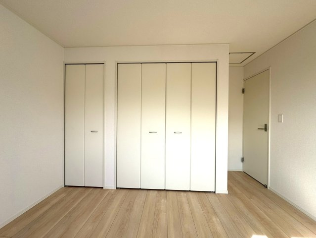 沼津市沢田町第1　新築戸建　全5棟　2号棟　の収納