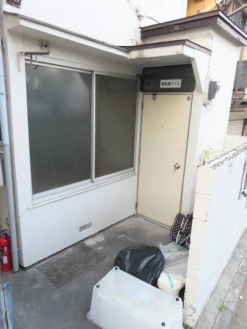 東長崎ハイムの玄関