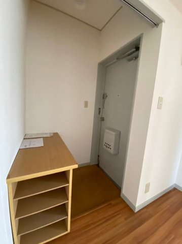 【玄関】