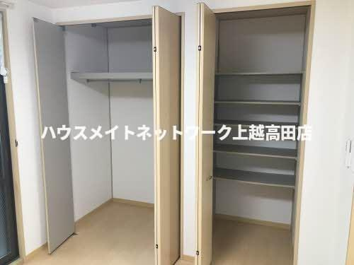 パンパスグラスの収納|クローゼット