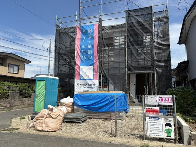 盛岡市中堤町の前面道路含む現地写真