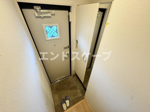 Ｃｈａｒlｉｅ Ｂｒoｗｎの玄関|高崎、前橋、伊勢崎エリアのお部屋探しはエンドスケープまで！お客様の理想お聞かせ下さい♪