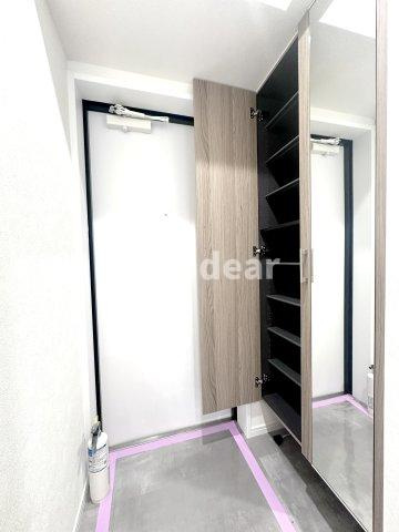 グランベルフォーシーズンズタワーの玄関|ドキドキの新生活も、安心してスタート。ぴったりの住まいを見つけませんか？クランディアが一緒に住まい選びをサポートします‼　まずは、お気軽にお問合せください　＃クランディア