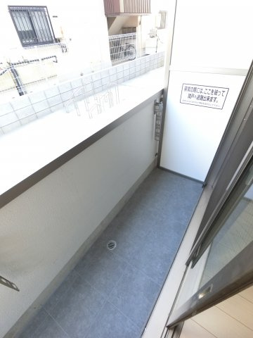 【バルコニー】