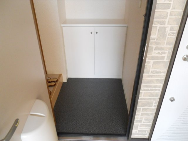 ハイムKITAEMONの玄関