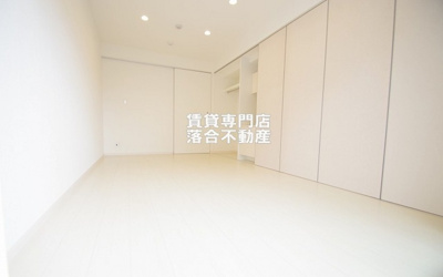 【寝室】 | リブリ・ロイヤルサクセス | 使い勝手のいいお部屋