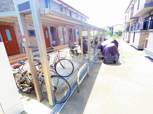 小平市鈴木町２丁目のアパート