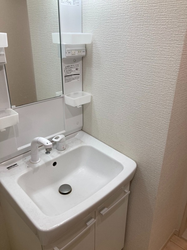 クレッシェンド平井 の洗面所