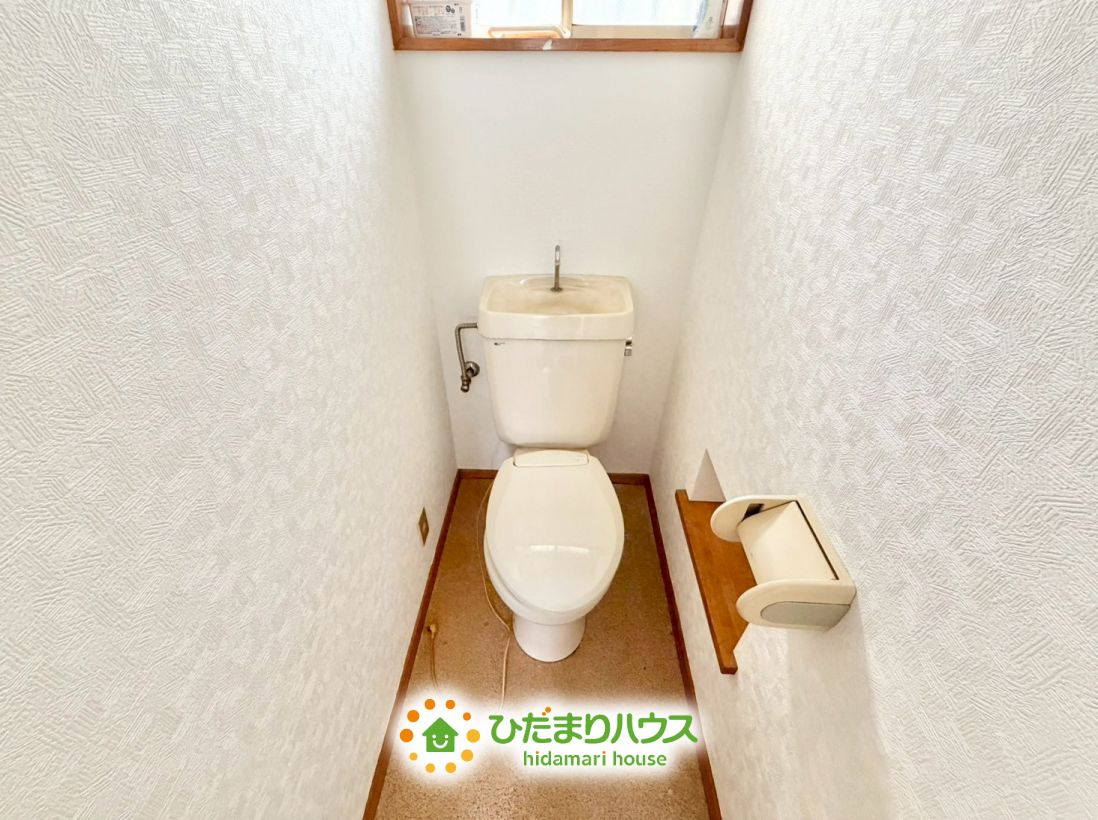 羽生市南1期　中古一戸建てのトイレ