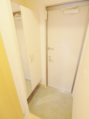 サンビレッジ三戸の玄関