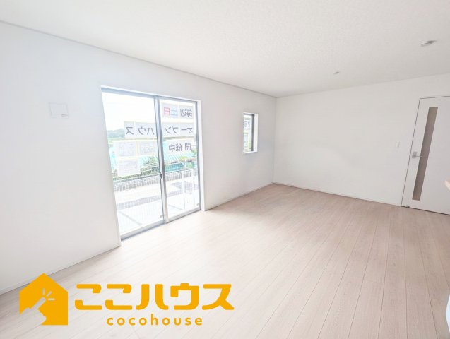 糸満市兼城第4　新築戸建て　全3棟　2号棟のダイニング|LDK16帖