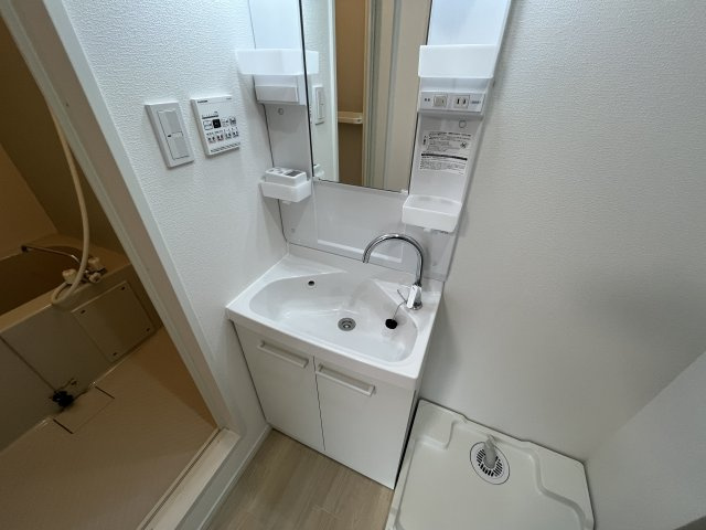 BASE三ツ沢下町の洗面所