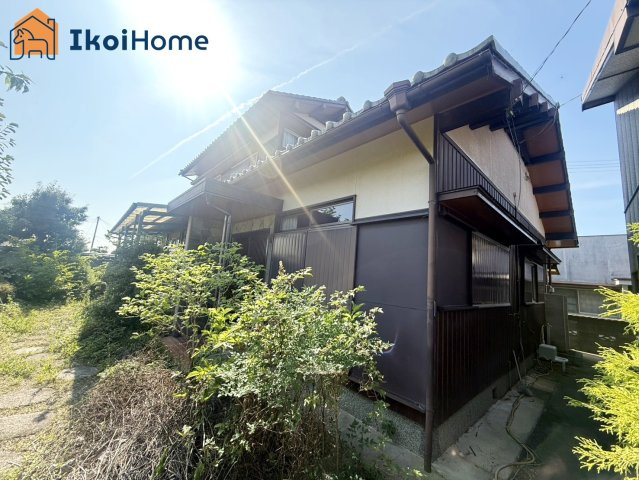 神戸市西区岩岡町岩岡　中古戸建のエントランス|●年中無休：当日予約可●給湯器新調・水回りリフォーム予定！リフォーム完了後物件情報更新予定！