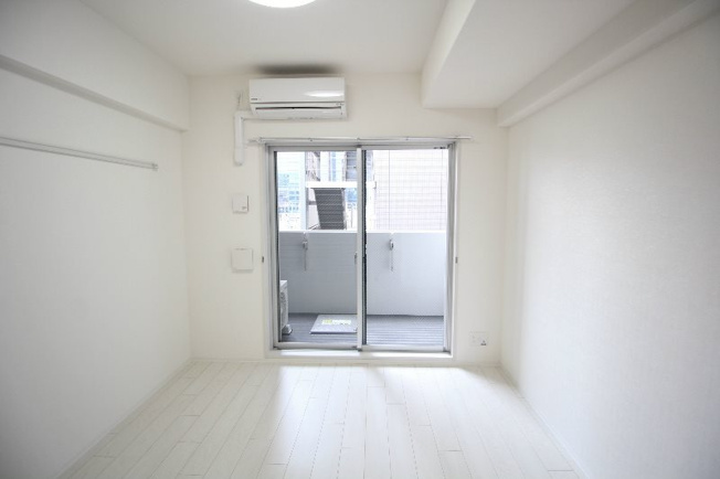 【寝室】セイワパレス梅田茶屋町