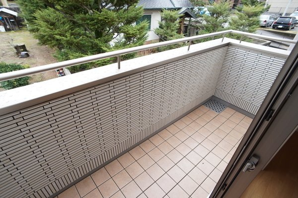 南口1丁目戸建貸家のバルコニー
