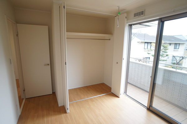 南口1丁目戸建貸家の収納