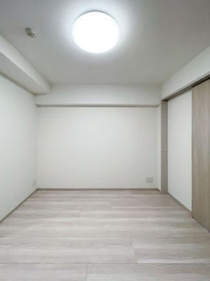 【寝室】