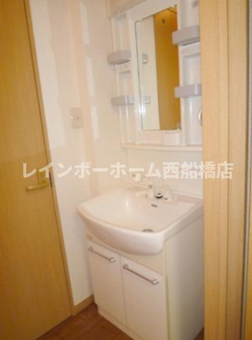 ラヴィエM・Aの洗面所