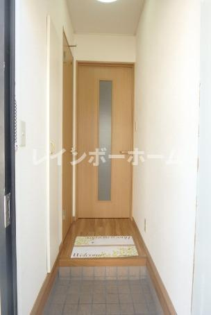 ラヴィエM・Aの玄関