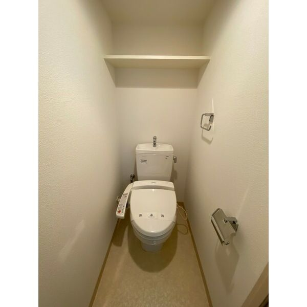名古屋市中区大須４丁目の賃貸マンションのトイレ
