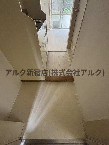 パールシティ中野の玄関