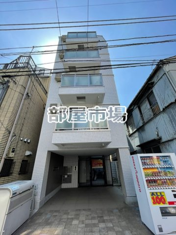 ビーカーサフォルツァ南砂の外観