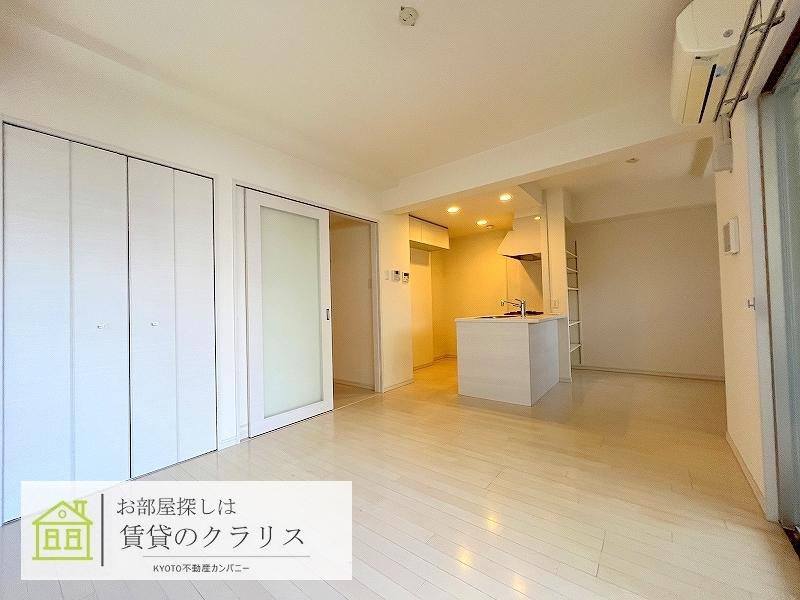 グラシア堺町御門の居間・リビング