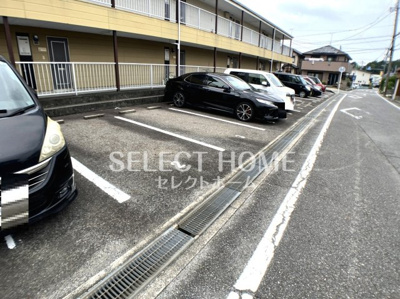 【駐車場】 | Ｓｕｒｐｌｕｓ　ＵＥＪＩ | カースペースがあります