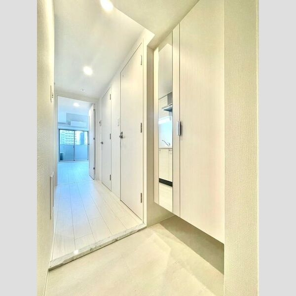 名古屋市中区栄５丁目の賃貸マンションの玄関
