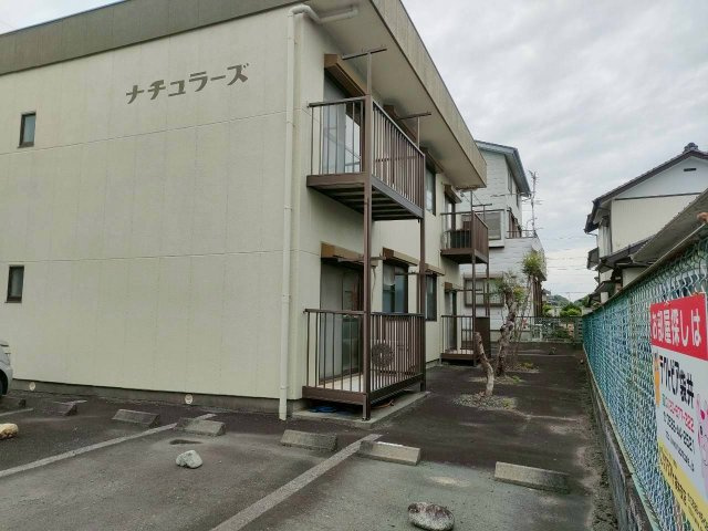 袋井市村松　一棟アパートの外観