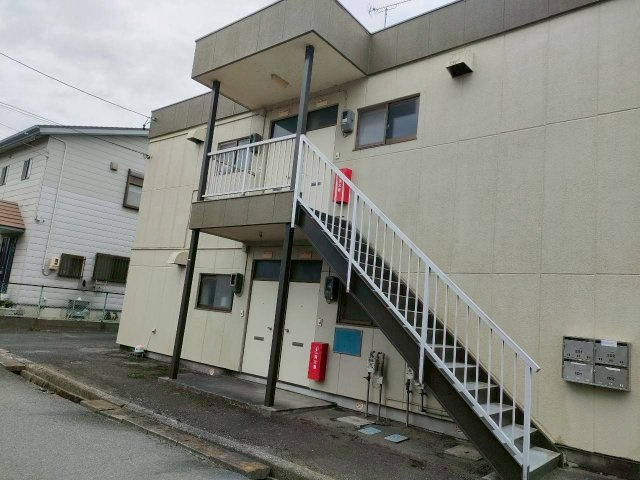 袋井市村松　一棟アパートの外観