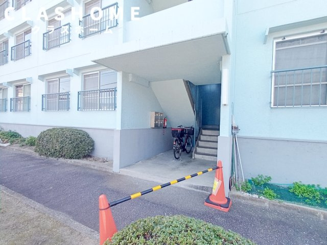 メゾン八十　　 刈谷市近郊の賃貸はクラスホームのエントランス