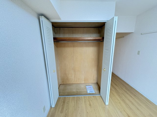昭島コートエレガンスB棟の収納