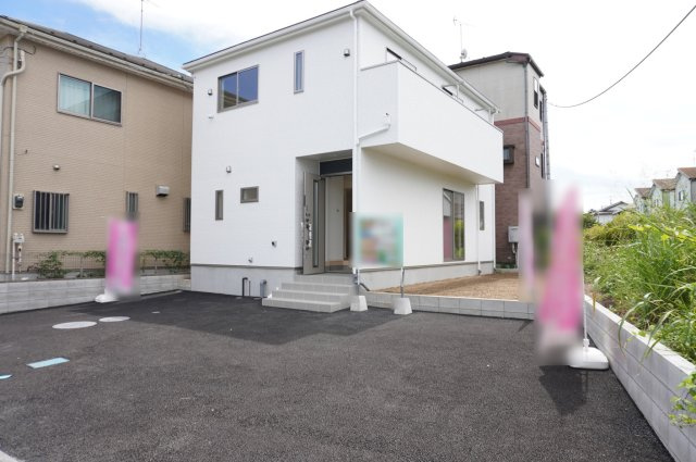 越谷市大字平方 新築分譲住宅の外観