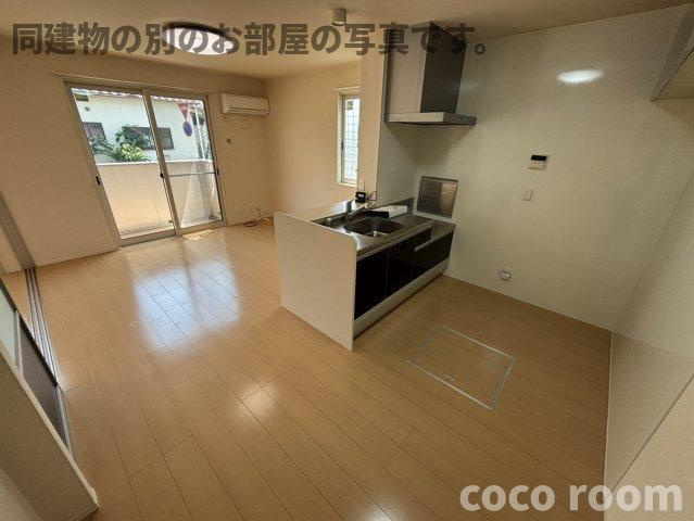 ハイツせみじま　Ｃの居間・リビング