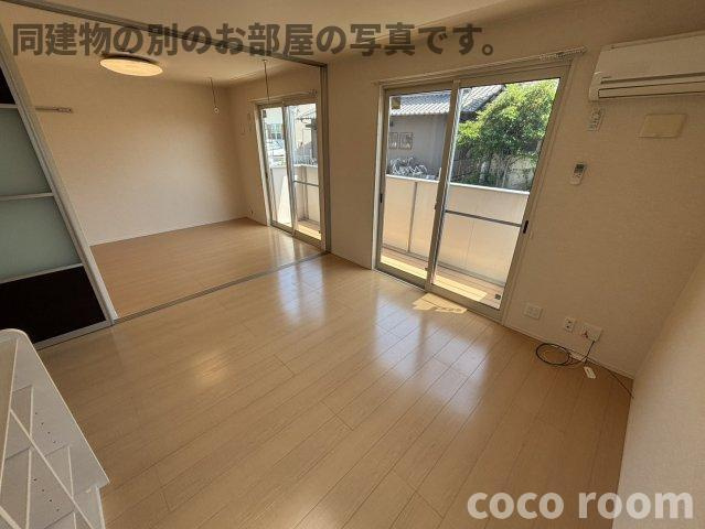 ハイツせみじま　Ｃの居間・リビング
