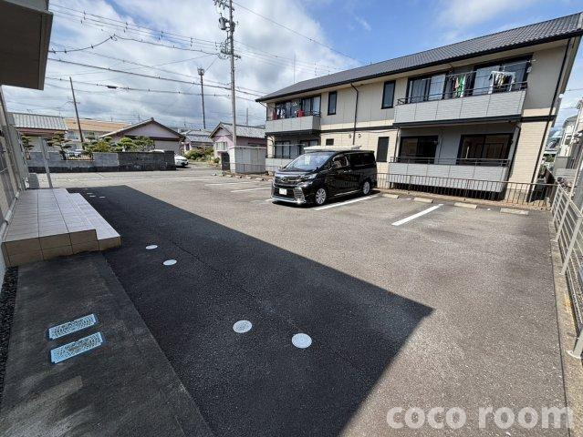 ハイツせみじま　Ｃの駐車場