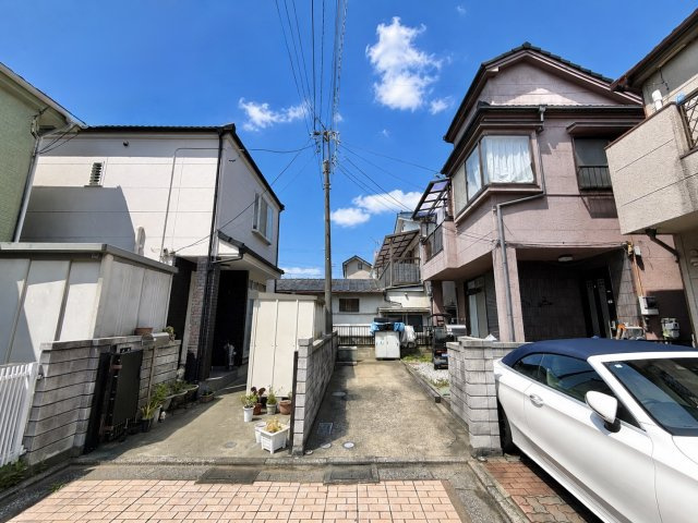 葛飾区西水元4丁目中古住宅の駐車場|カースペース