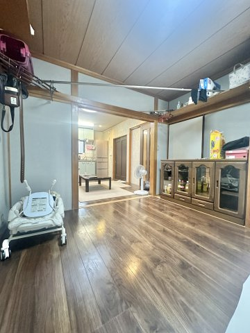 葛飾区西水元4丁目中古住宅の居間・リビング|リビング