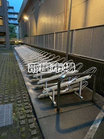 ルーブル清澄白河参番館のその他共用部分|駐輪場